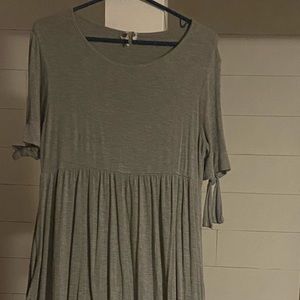 Gray maxi dress with pockets!